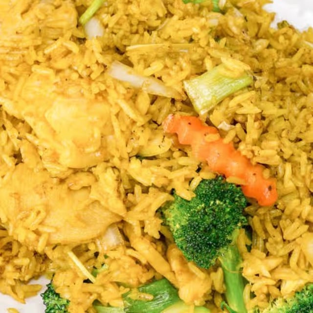 FR5. Chef’s Special Garlic Rice.