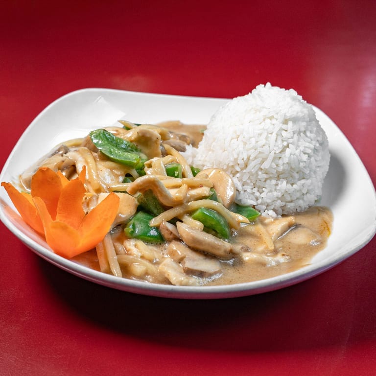 Crab Delights: Thai and Asian Fusion Favorites