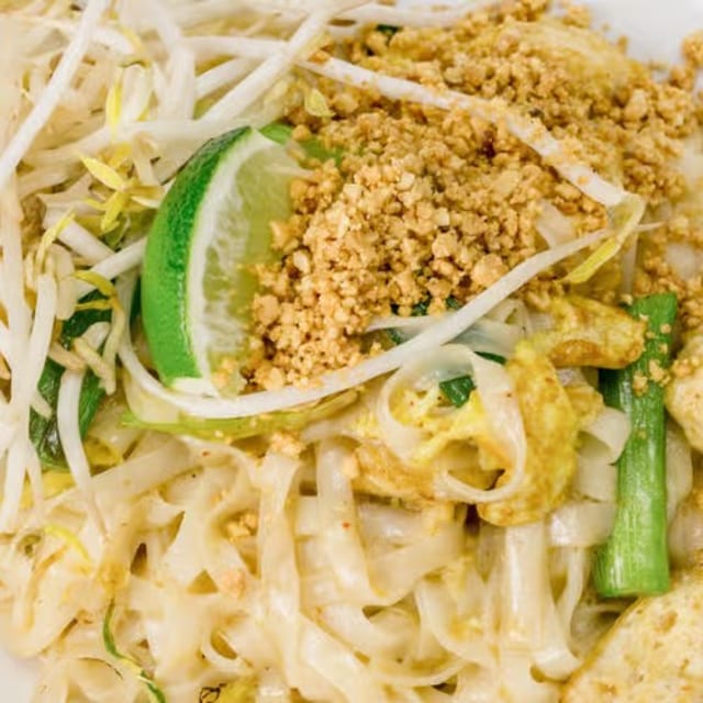 N1. Pad Thai Noodles.